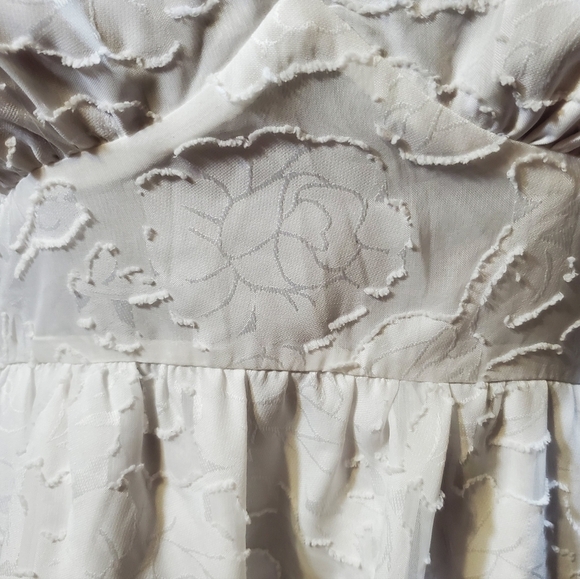 SBetro White Textured Empire Waist Backless Boho Puffy Sleeves Size XL - Picture 2 of 10